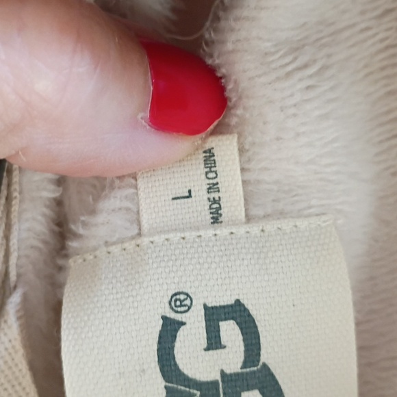 UGG Women's Bathrobe, Size L - Picture 8 of 10